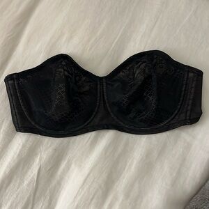 Wacoal Visual Effects strapless minimizer bra 34G